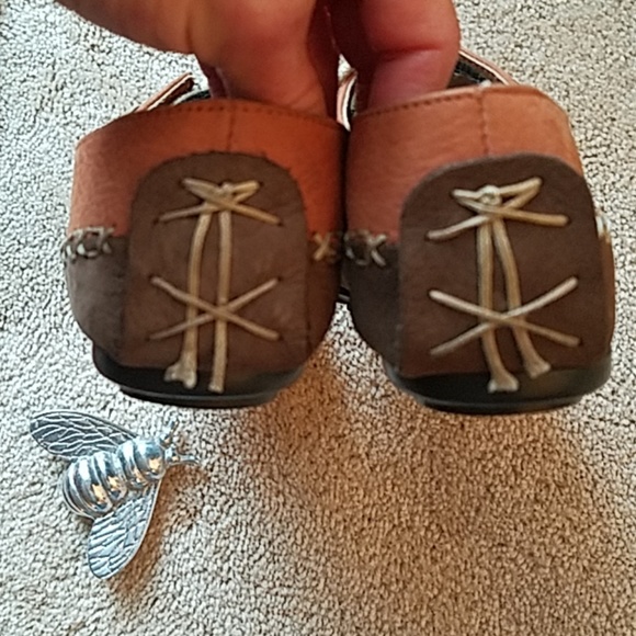 Hush Puppies Moccasin Style Shoes - Picture 5 of 8